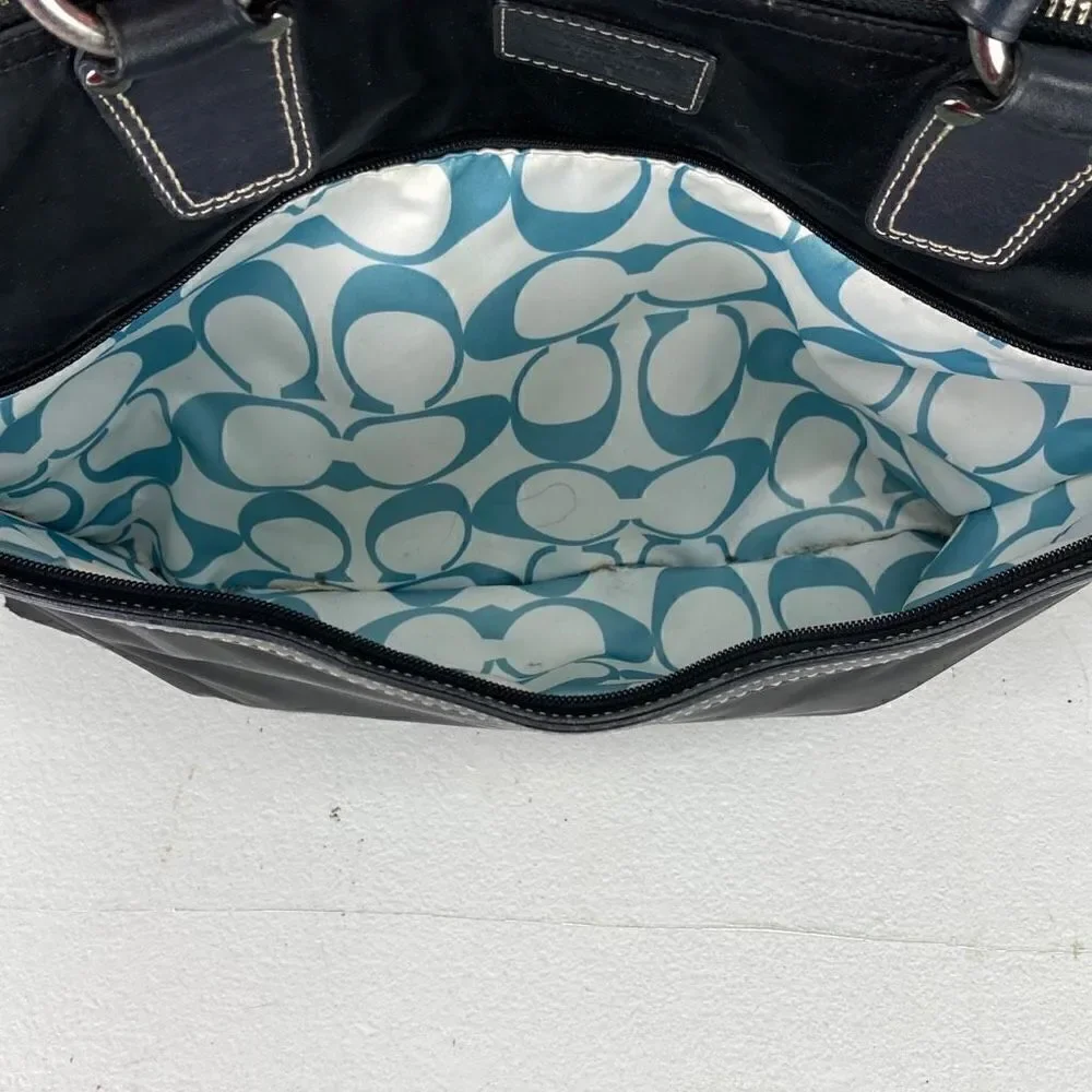 Coach open strap